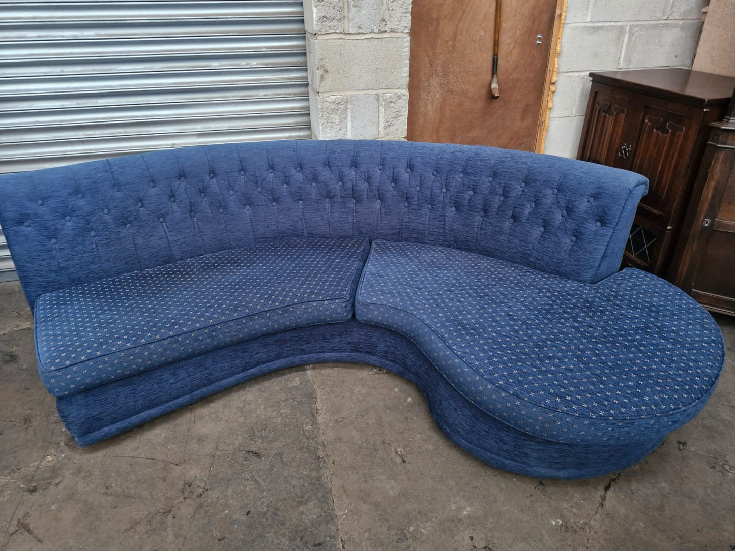 Vintage semi circle curved blue fabric sofa