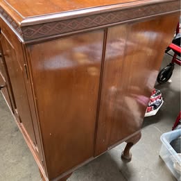 Early 20th Century Mahogany Sideboard | Carved Frieze | Cabriole Legs | Interior Locking Drawers