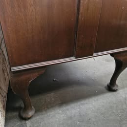 Early 20th Century Mahogany Sideboard | Carved Frieze | Cabriole Legs | Interior Locking Drawers